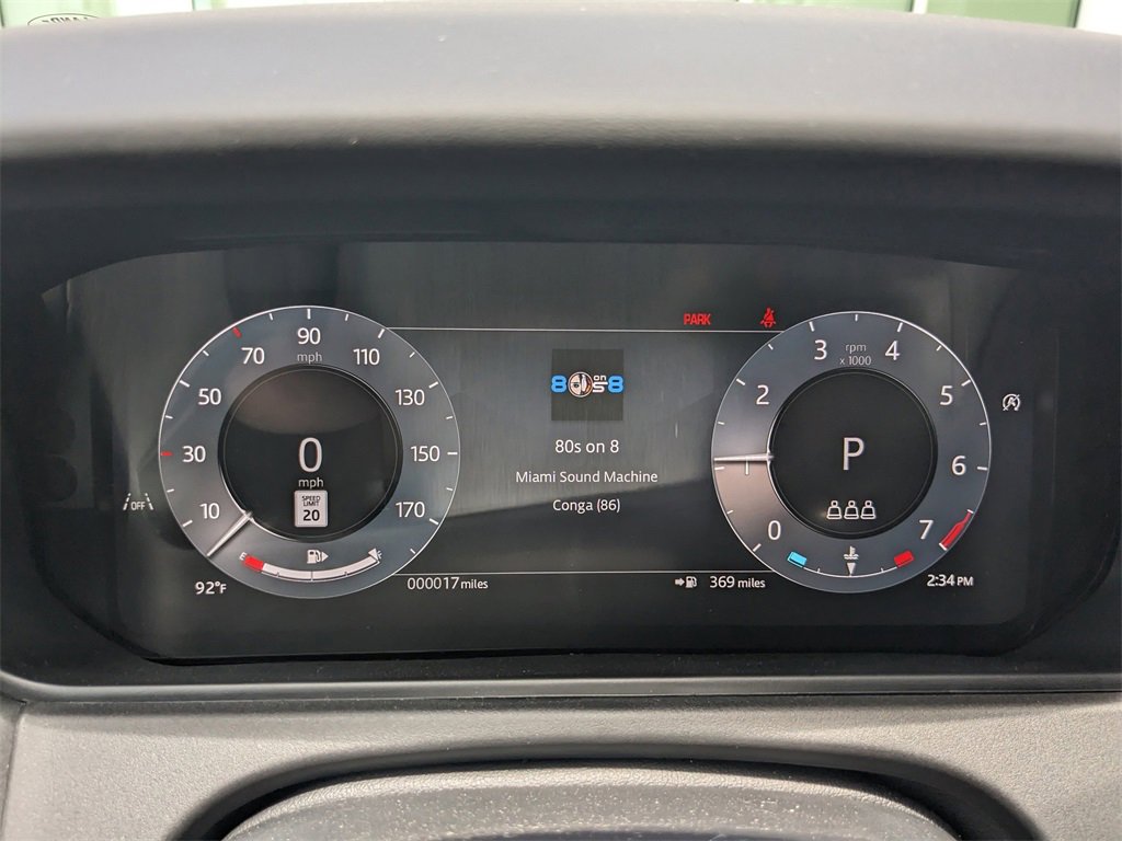 New 2026 Land Rover Range Rover Velar Dynamic SE image 26