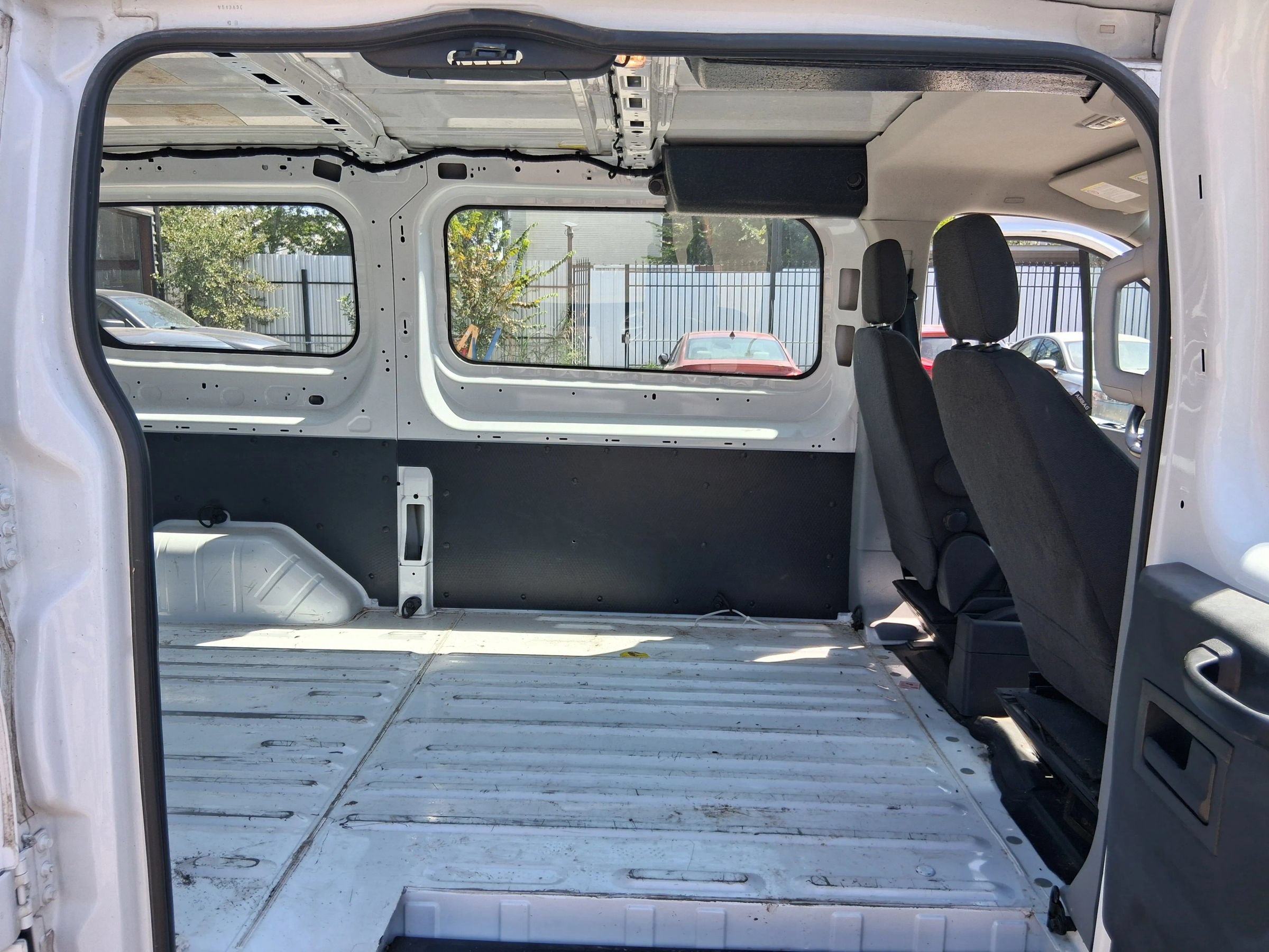 Used 2016 Ford Transit 150 130 Low Roof RWD image 26