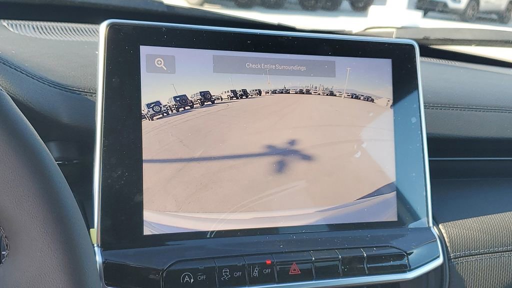 New 2026 Jeep Compass Latitude image 25