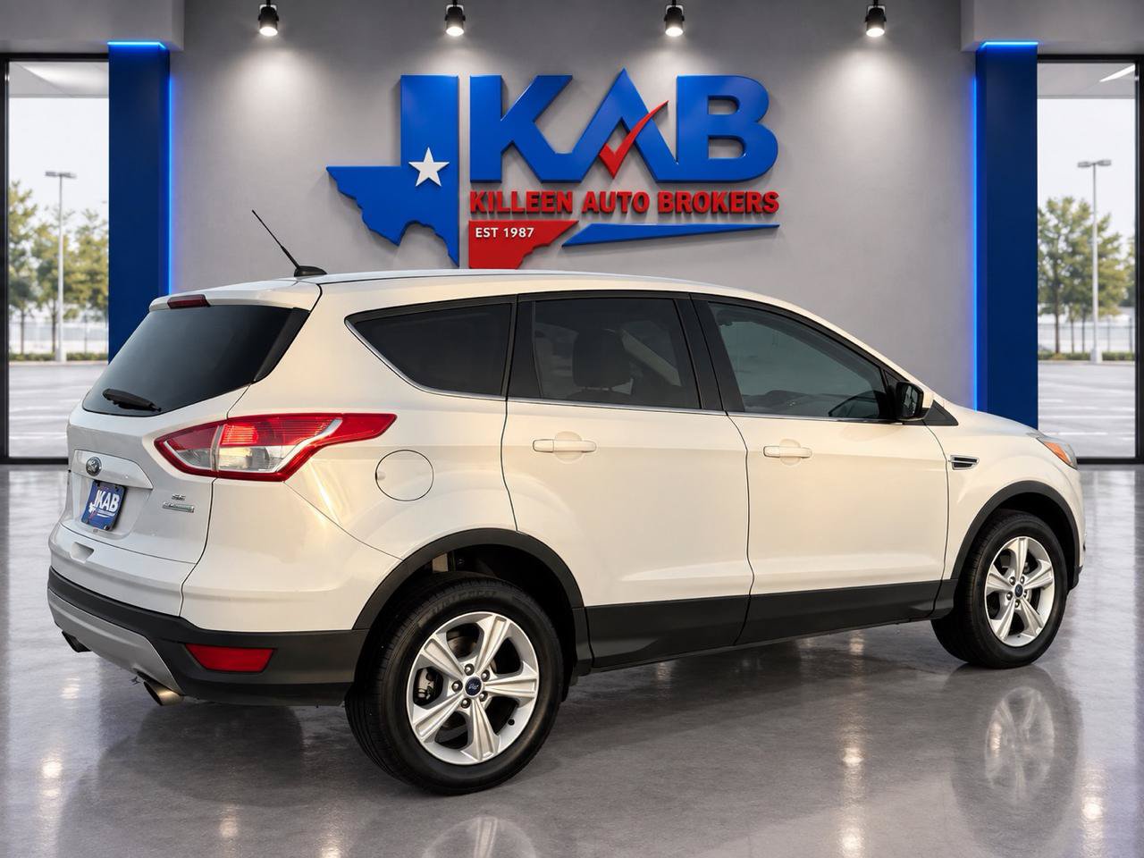 Used 2014 Ford Escape SE FWD image 3