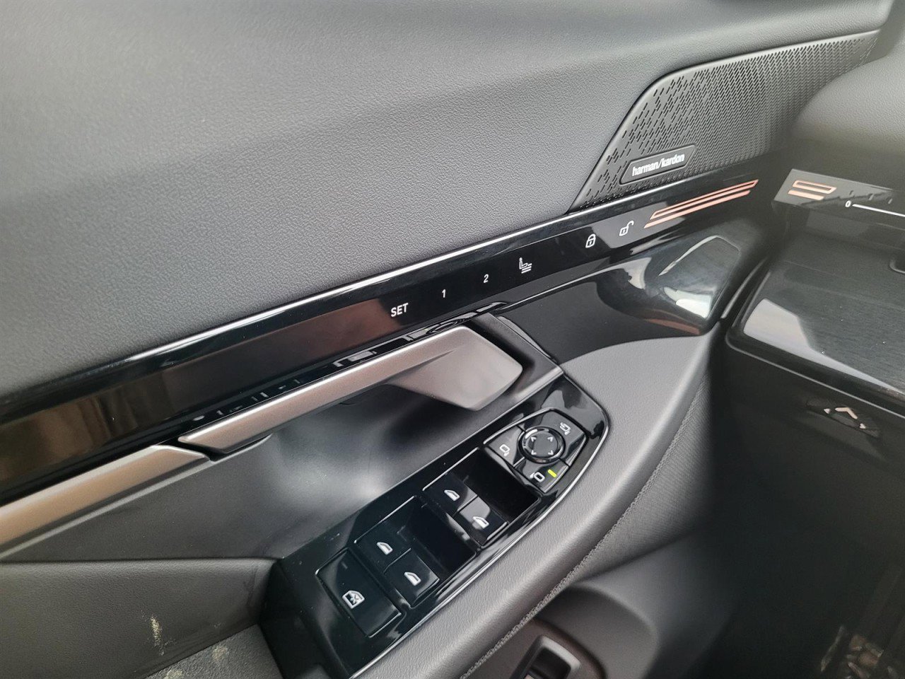 Used 2026 BMW 530i image 25