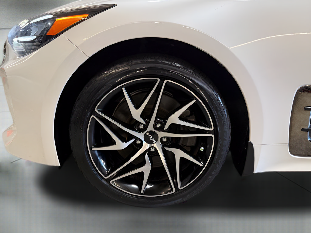 Used 2022 Kia Stinger GT-Line RWD image 41