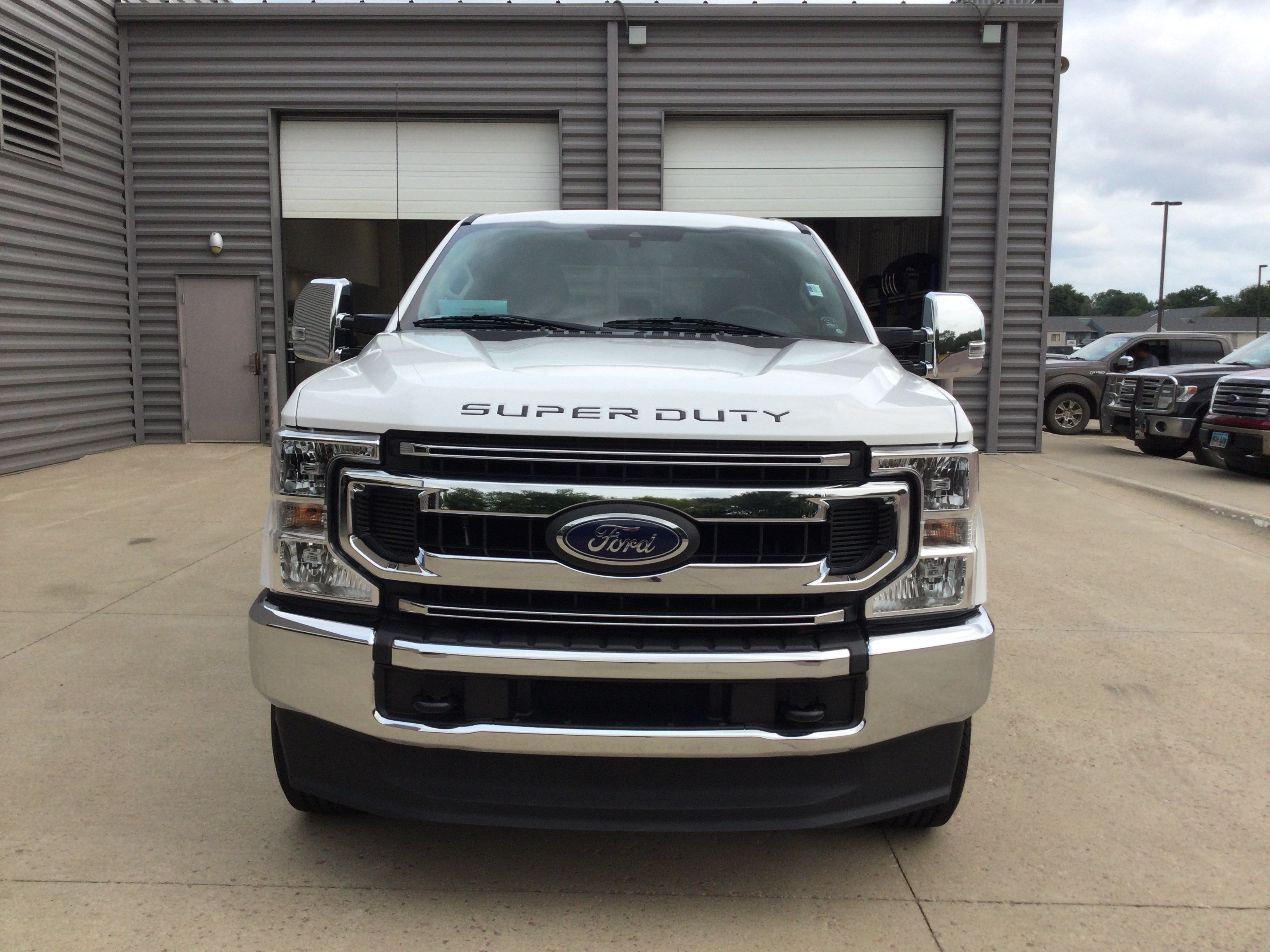 Used 2020 Ford F250 XLT AWD/4WD image 3