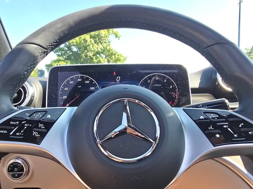 Used 2022 Mercedes-Benz C 300 4MATIC Sedan image 27