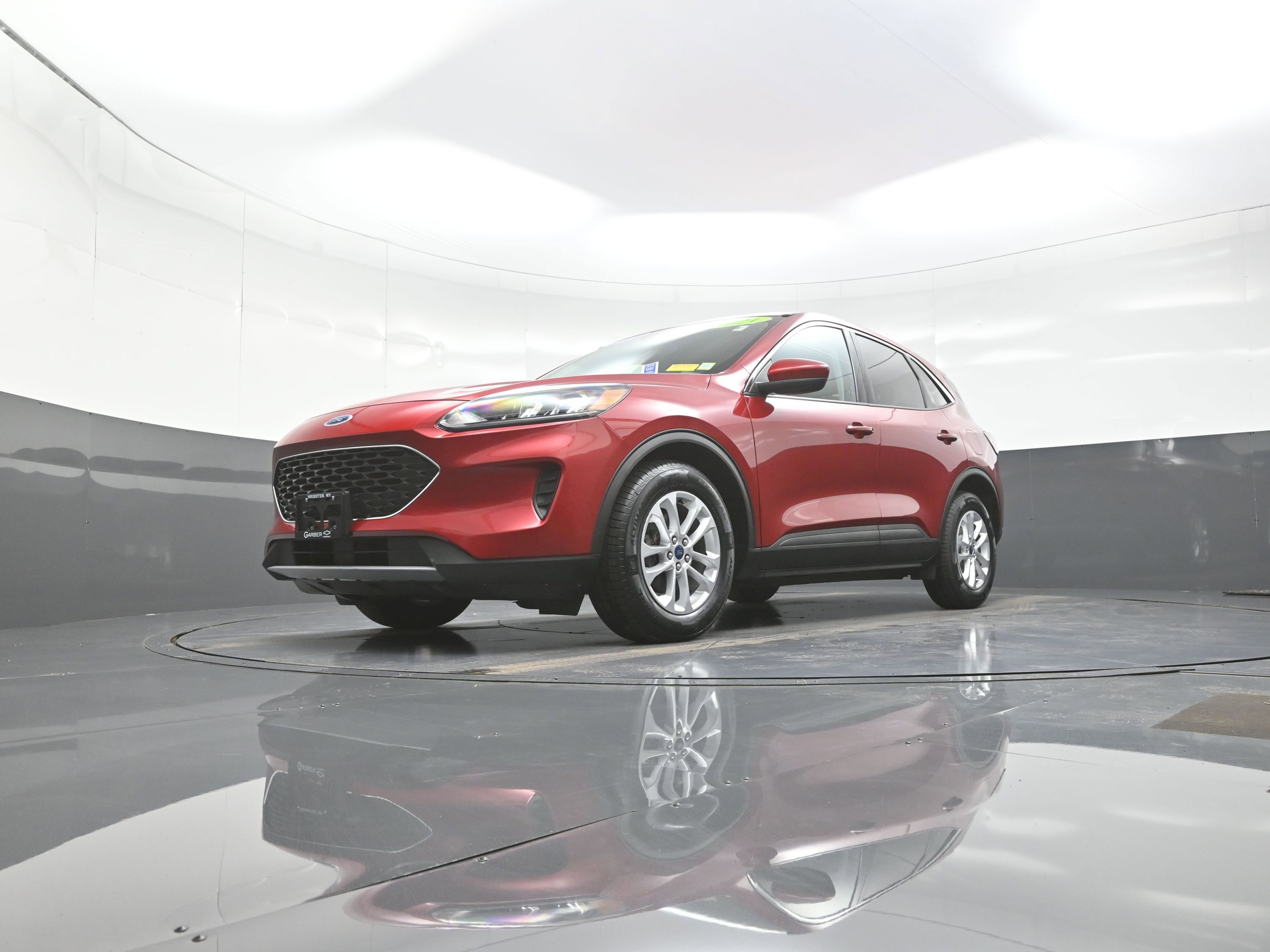 Used 2021 Ford Escape SE w/ Cold Weather Package FWD image 11