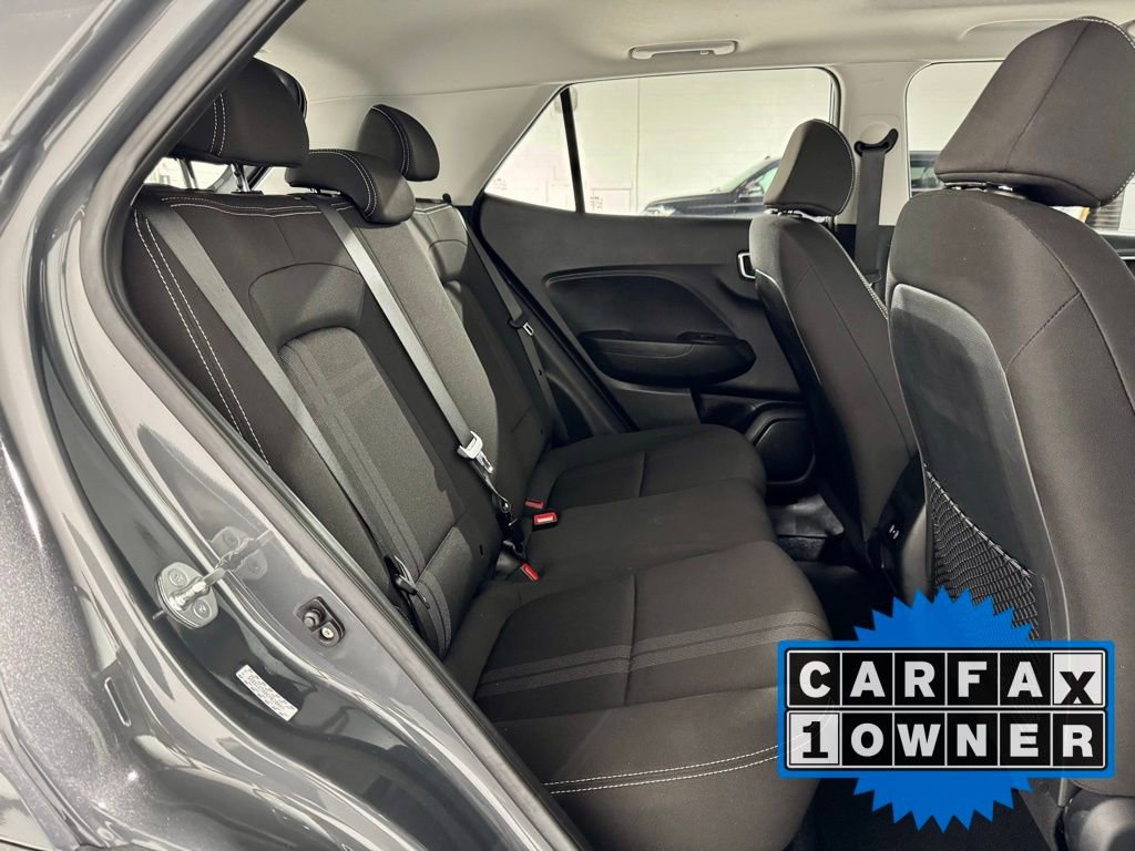 Used 2024 Hyundai Venue SEL image 28