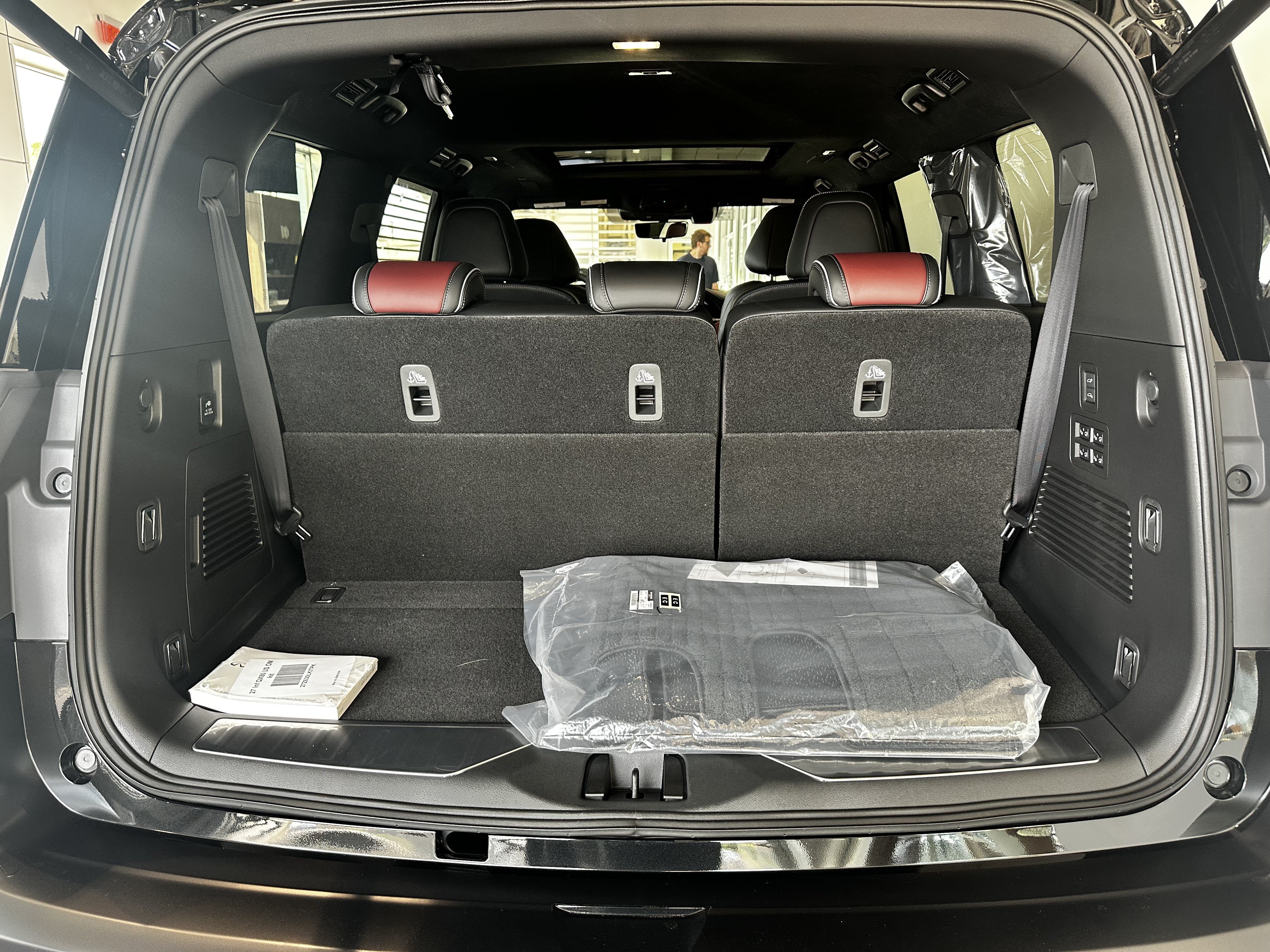 New 2027 INFINITI QX80 Autograph AWD/4WD image 10