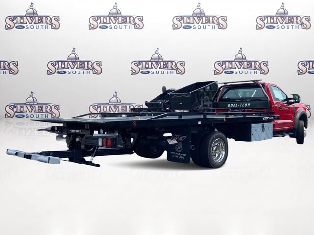 New 2026 Ford F550 4x4 Regular Cab Super Duty image 3