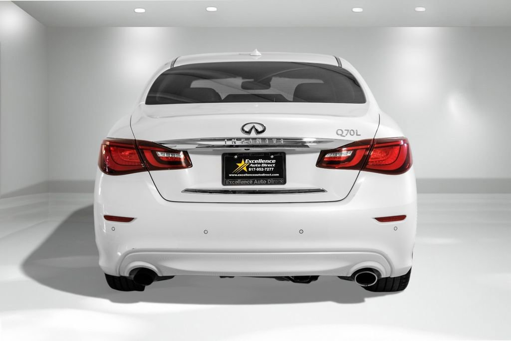 Used 2017 INFINITI Q70 L 3.7 image 8