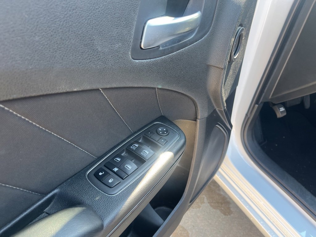 Used 2023 Dodge Charger SXT w/ Blacktop Package image 8