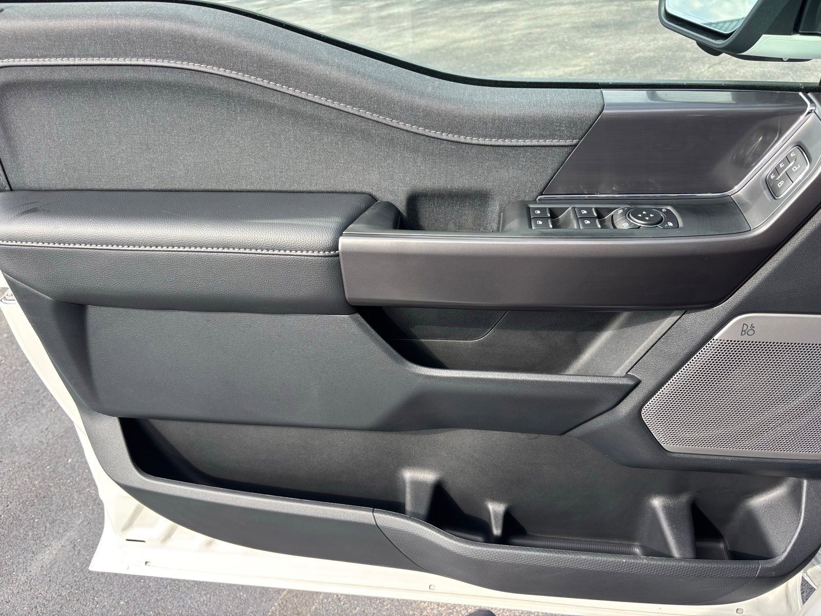 New 2026 Ford F150 Lariat w/ Equipment Group 501A Mid AWD/4WD image 15