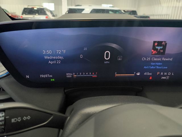 Used 2025 Buick Enclave Preferred AWD/4WD image 12