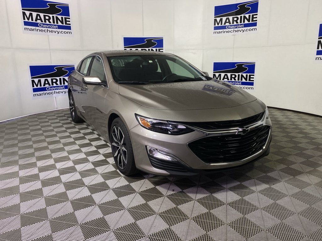 Used 2025 Chevrolet Malibu RS