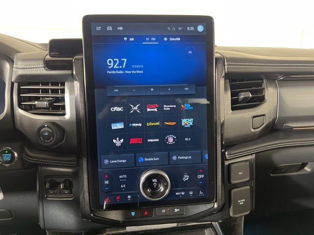 Used 2023 Ford F150 Lightning Platinum image 24