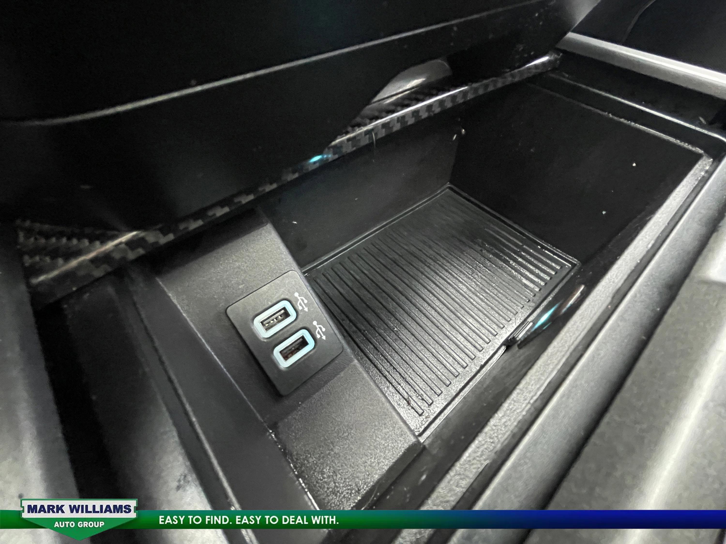 Used 2018 Ford F150 Raptor w/ Equipment Group 802A Luxury image 32