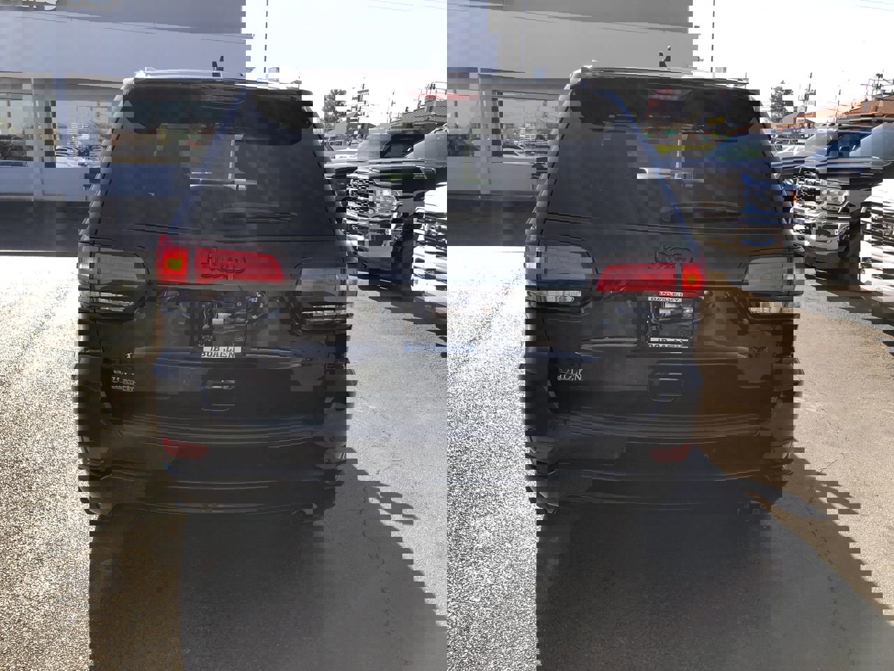 Used 2021 Jeep Grand Cherokee Laredo X image 11