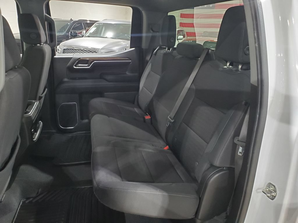 Used 2022 Chevrolet Silverado 1500 LT w/ Z71 Off-Road Package AWD/4WD image 22