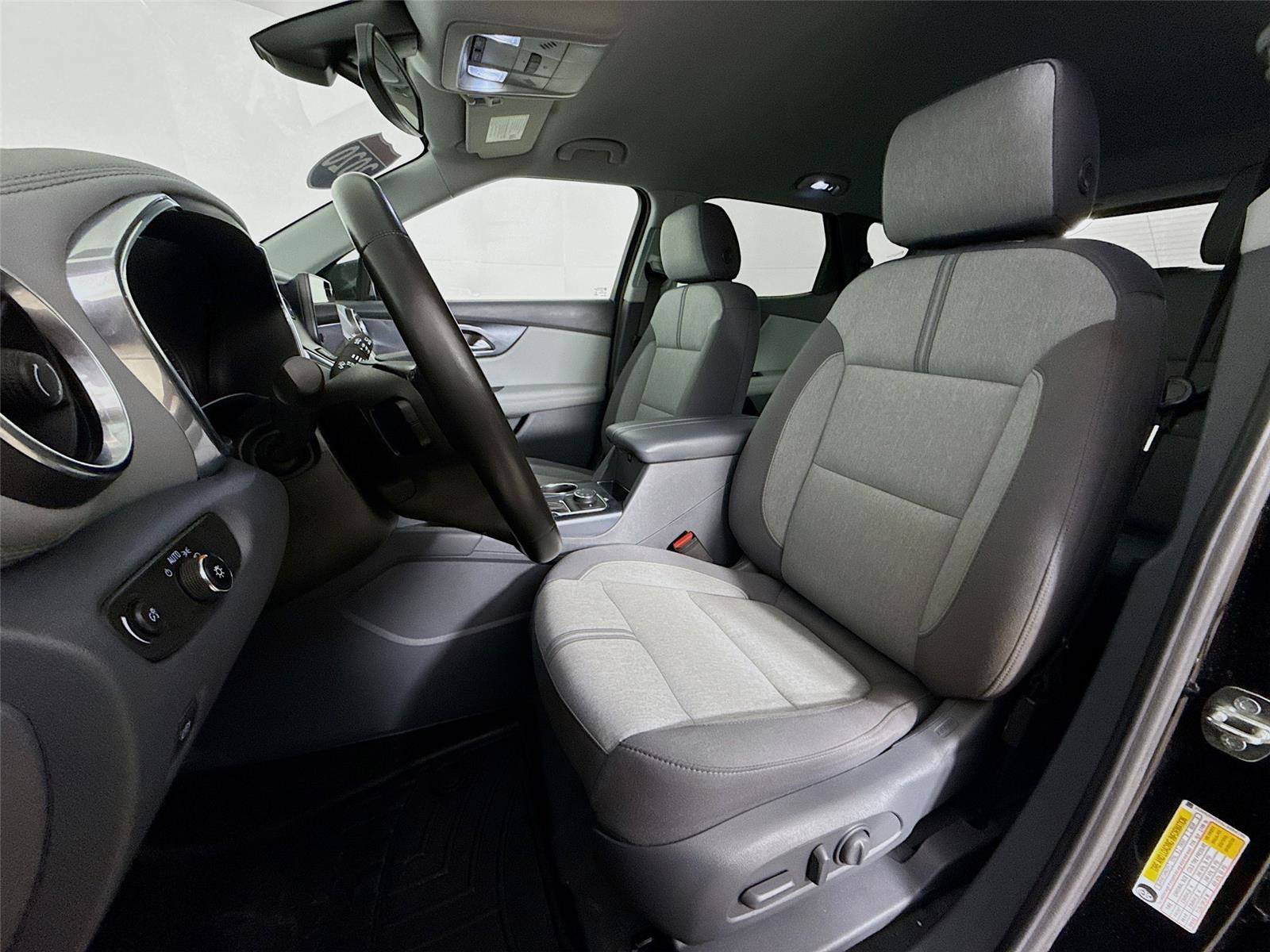 Used 2020 Chevrolet Blazer LT image 20