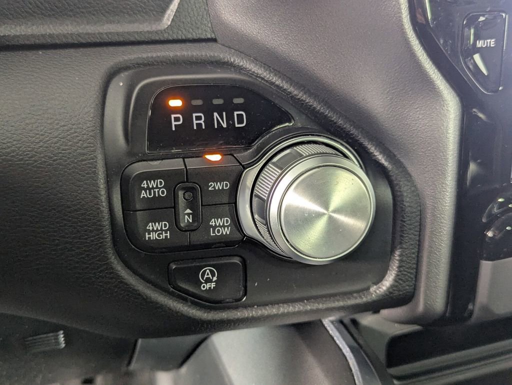 Used 2023 RAM 1500 Laramie AWD/4WD image 23