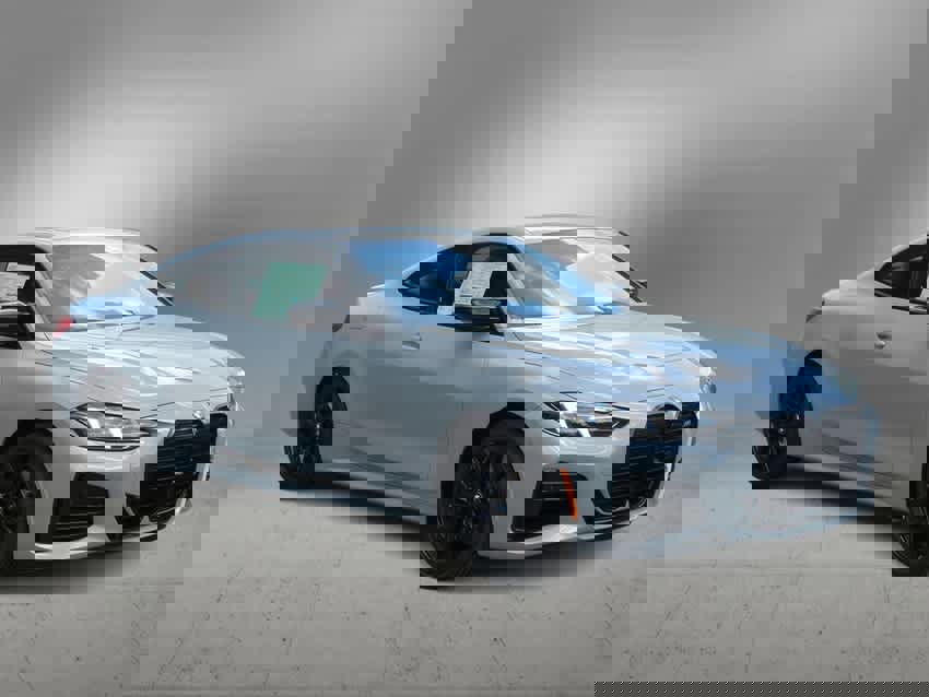 New 2026 BMW 440i xDrive Coupe w/ Premium Package image 2