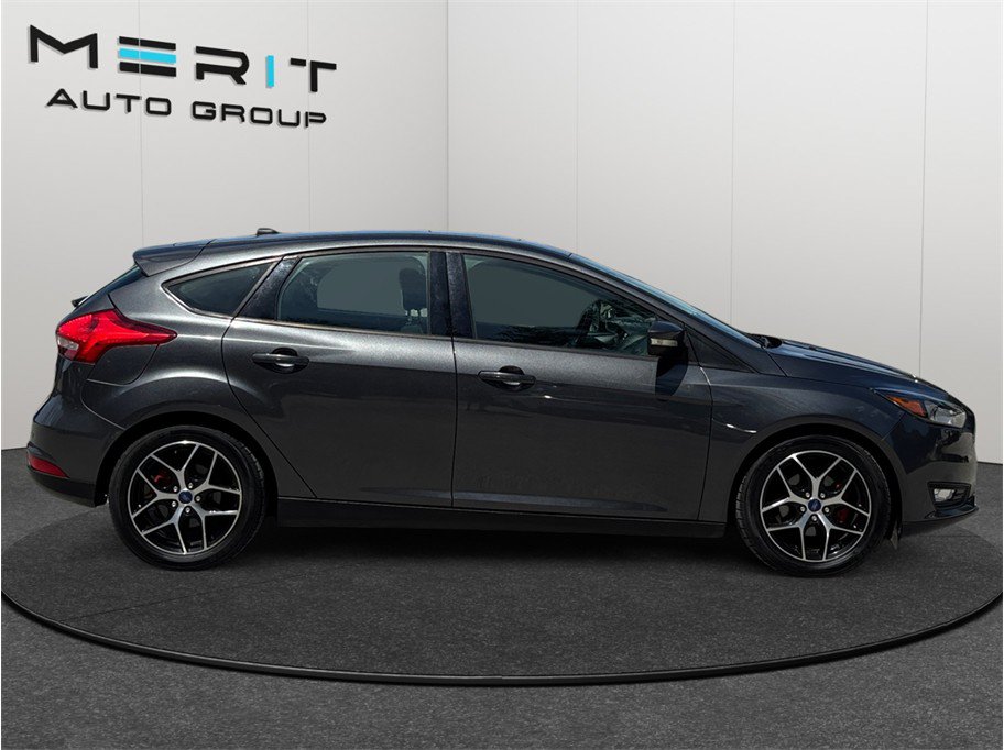 Used 2017 Ford Focus SEL FWD image 10