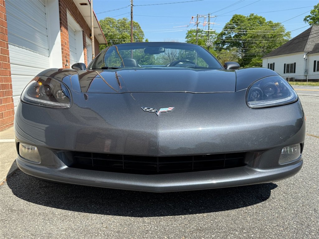 Used 2009 Chevrolet Corvette Convertible w/ Preferred Equipment Group RWD image 15