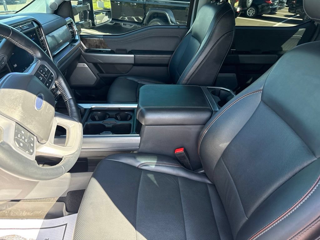 Used 2024 Ford F250 Lariat w/ Sport Appearance Package AWD/4WD image 27