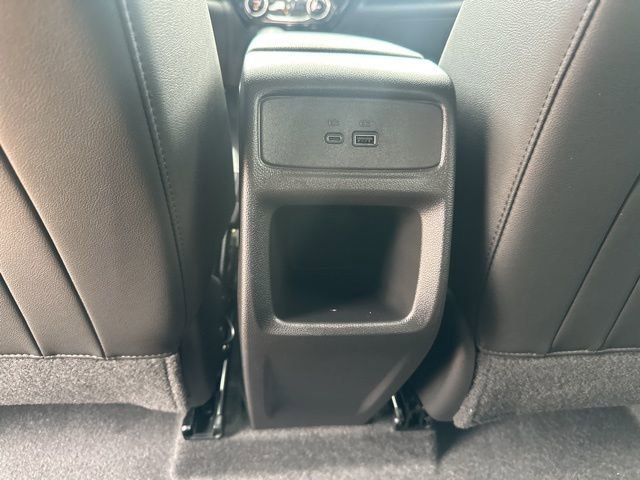 Used 2025 Chevrolet Trax LT image 23