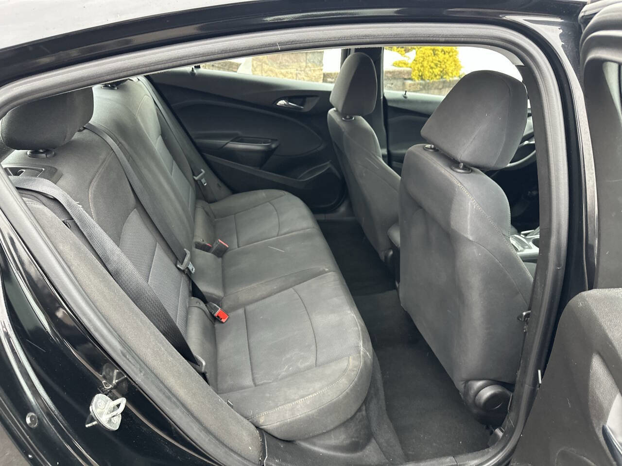 Used 2019 Chevrolet Cruze LS FWD image 24