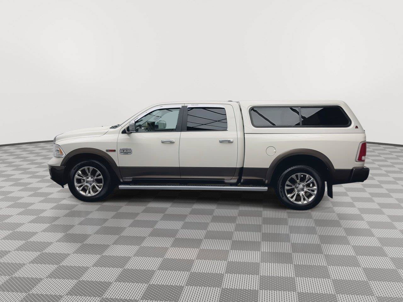 Used 2017 RAM 1500 Laramie Longhorn AWD/4WD image 37