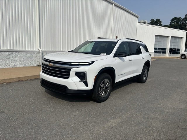 New 2026 Chevrolet Traverse LT w/ Driver Confidence Package image 7