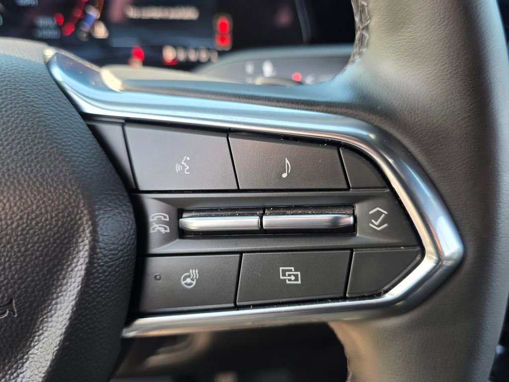 Used 2025 Chevrolet Suburban Premier image 26