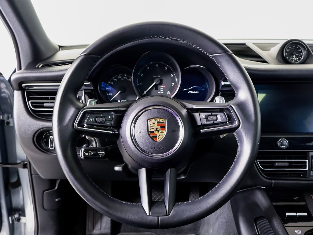 Certified 2024 Porsche Macan w/ Premium Plus Package image 20