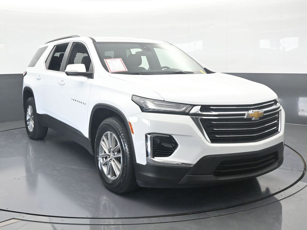 Used 2023 Chevrolet Traverse LT image 9