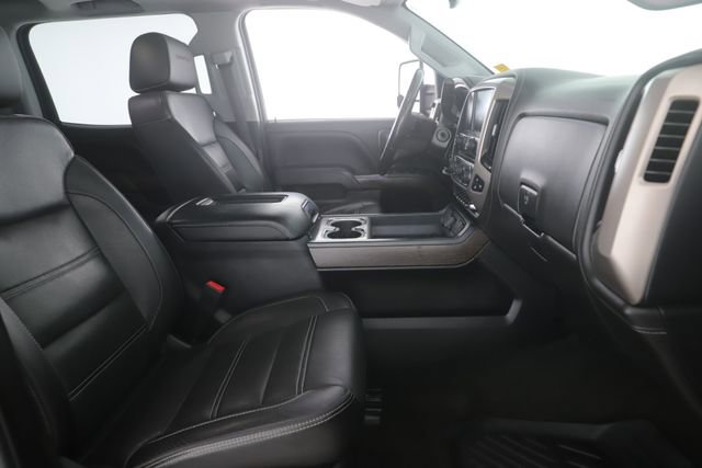 Used 2018 GMC Sierra 2500 Denali w/ Duramax Plus Package AWD/4WD image 31