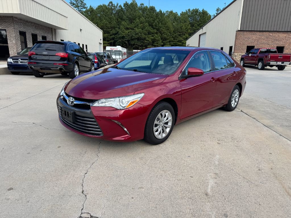 Used 2016 Toyota Camry LE