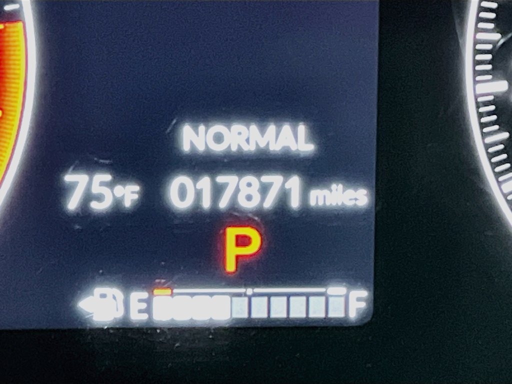 Used 2024 Honda Pilot Touring image 12