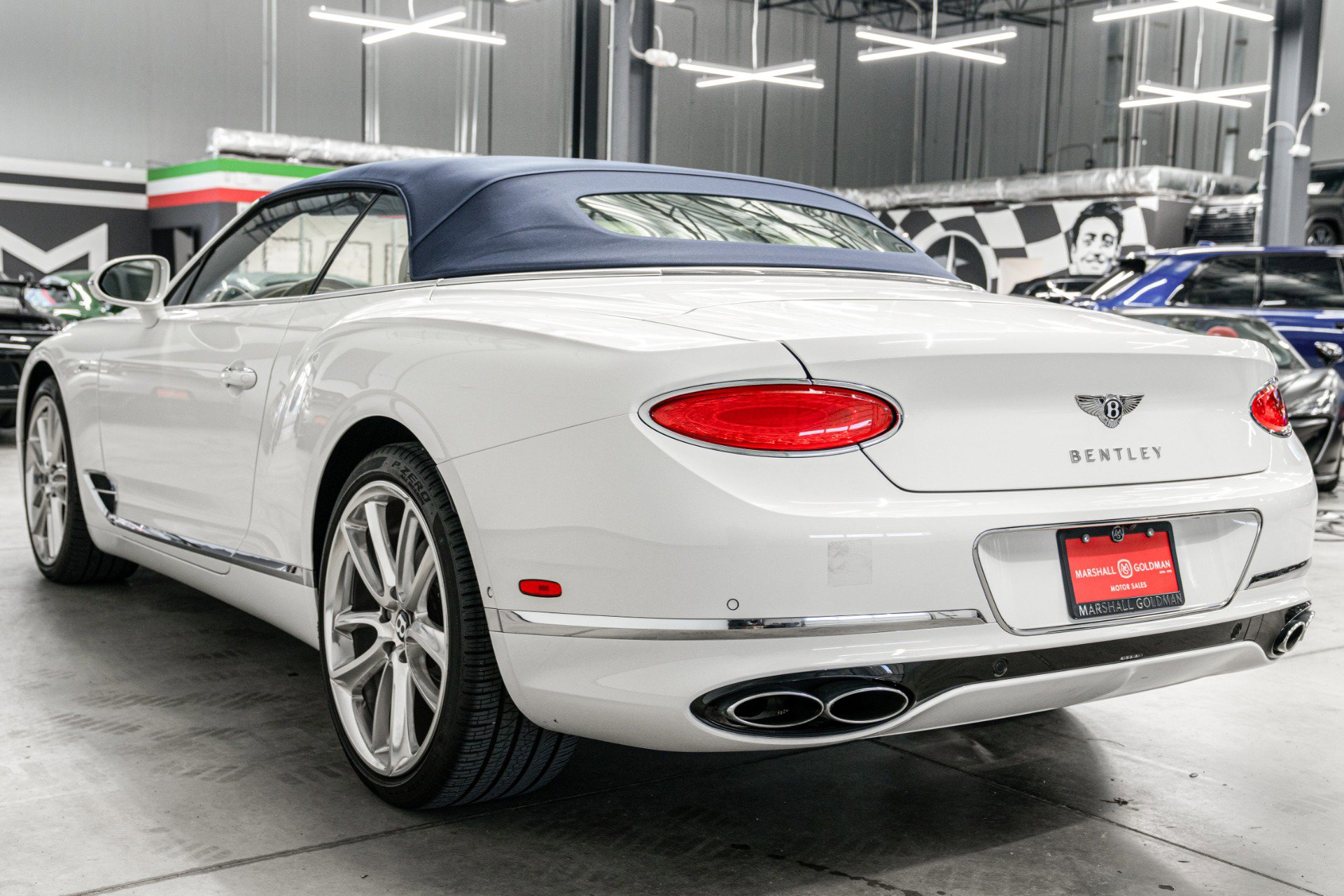 Used 2023 Bentley Continental GT Azure image 40