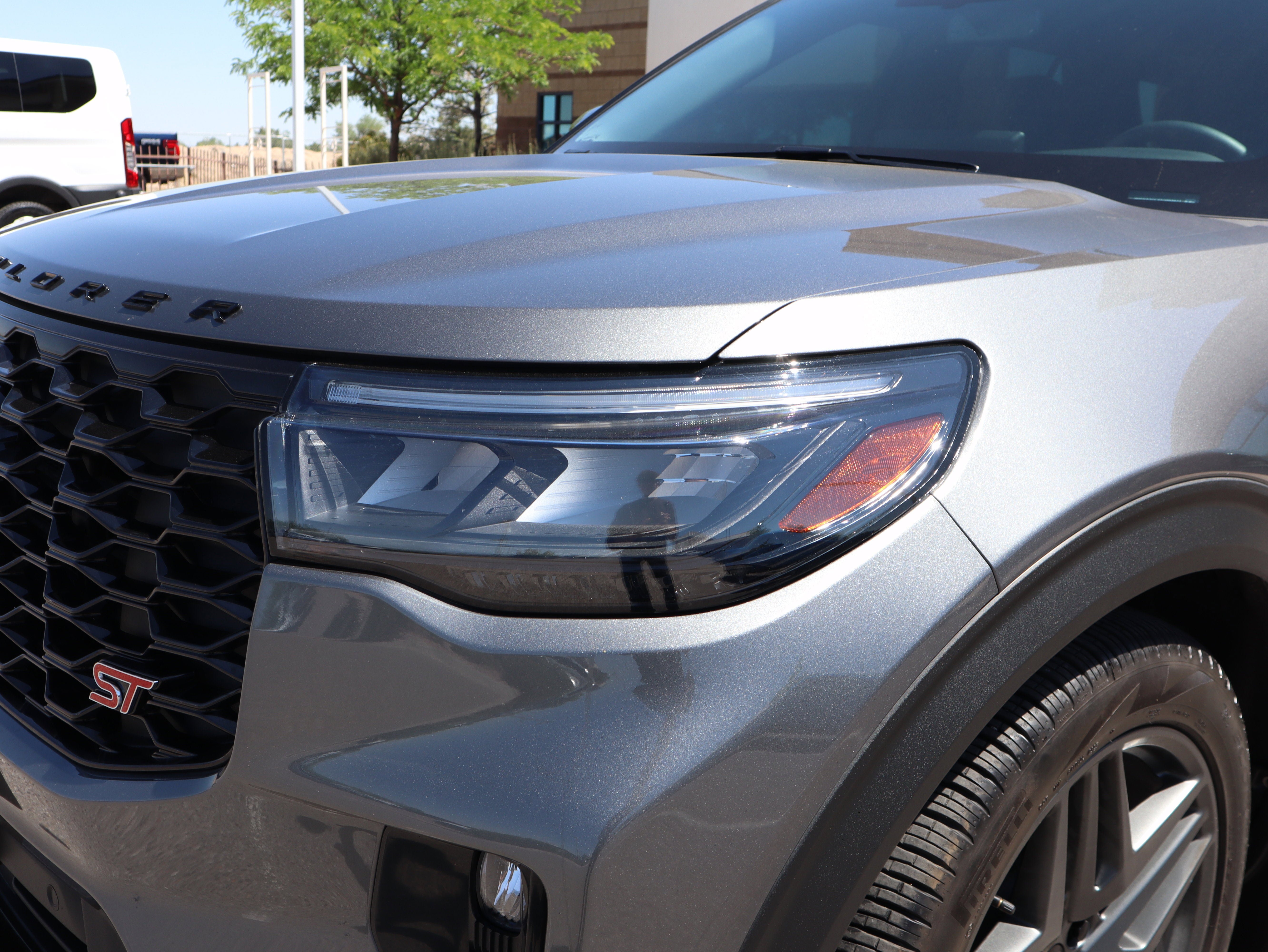 Certified 2025 Ford Explorer ST w/ Sun And Sound Package AWD/4WD image 14