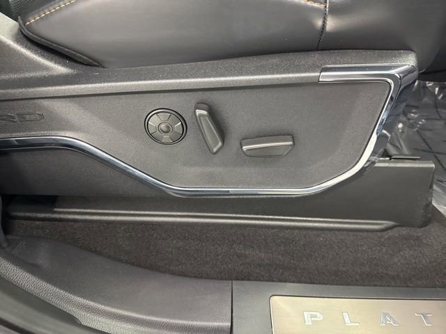 Used 2024 Ford F250 Platinum image 31