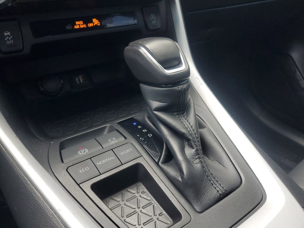 Certified 2023 Toyota RAV4 XLE Premium FWD image 30