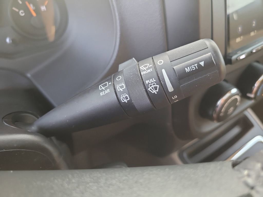 Used 2017 Jeep Patriot High Altitude image 27