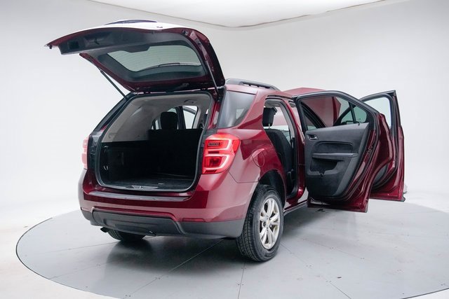 Used 2017 Chevrolet Equinox LT w/ Convenience Package image 16
