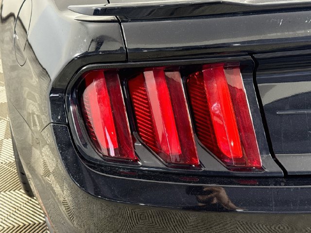 Used 2018 Ford Mustang GT RWD image 33