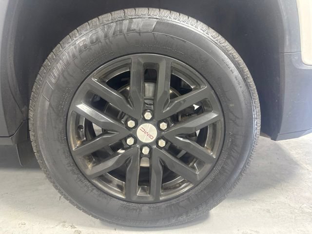 Used 2019 GMC Acadia SLT FWD image 9