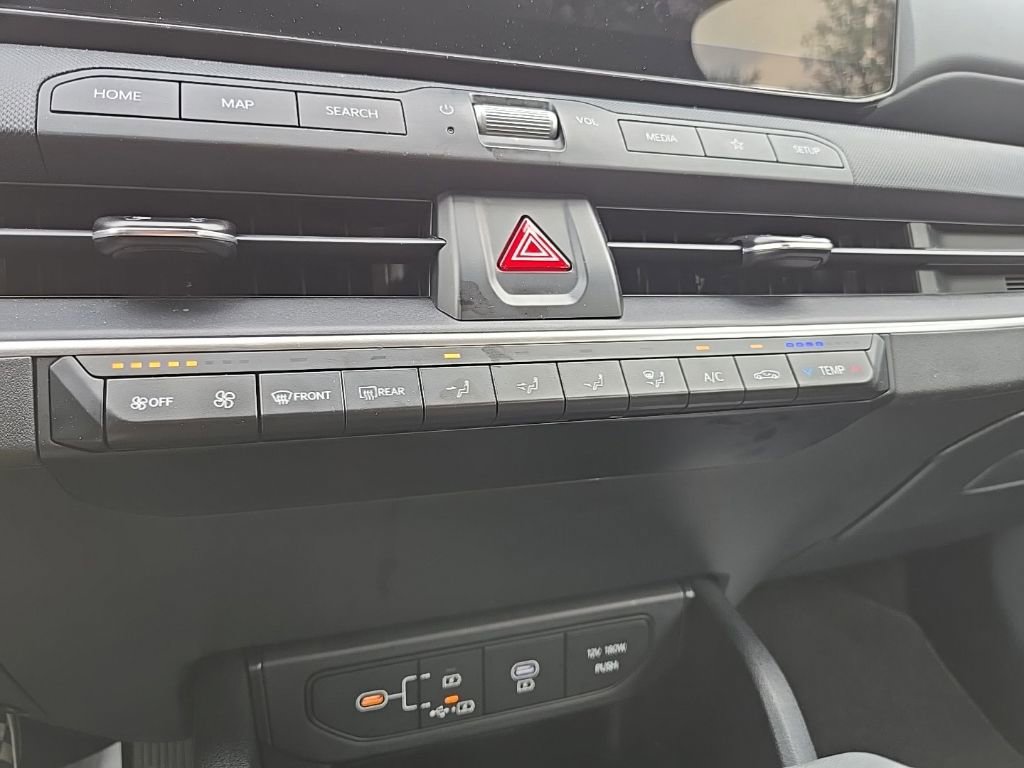 Certified 2025 Kia K4 FWD image 25