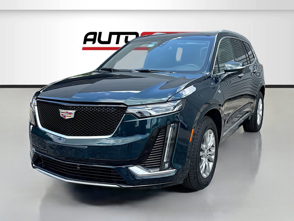Used 2025 Cadillac XT6 Luxury AWD/4WD image 3