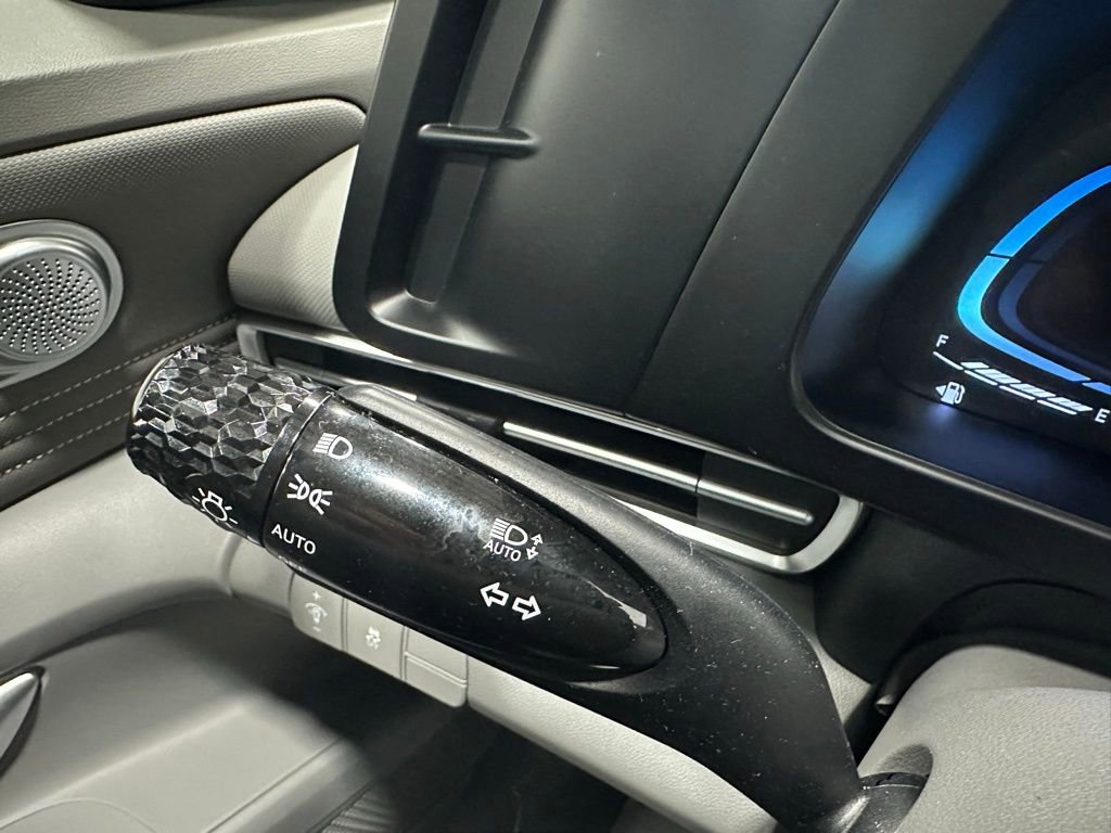 Used 2025 Hyundai Elantra Sport image 21