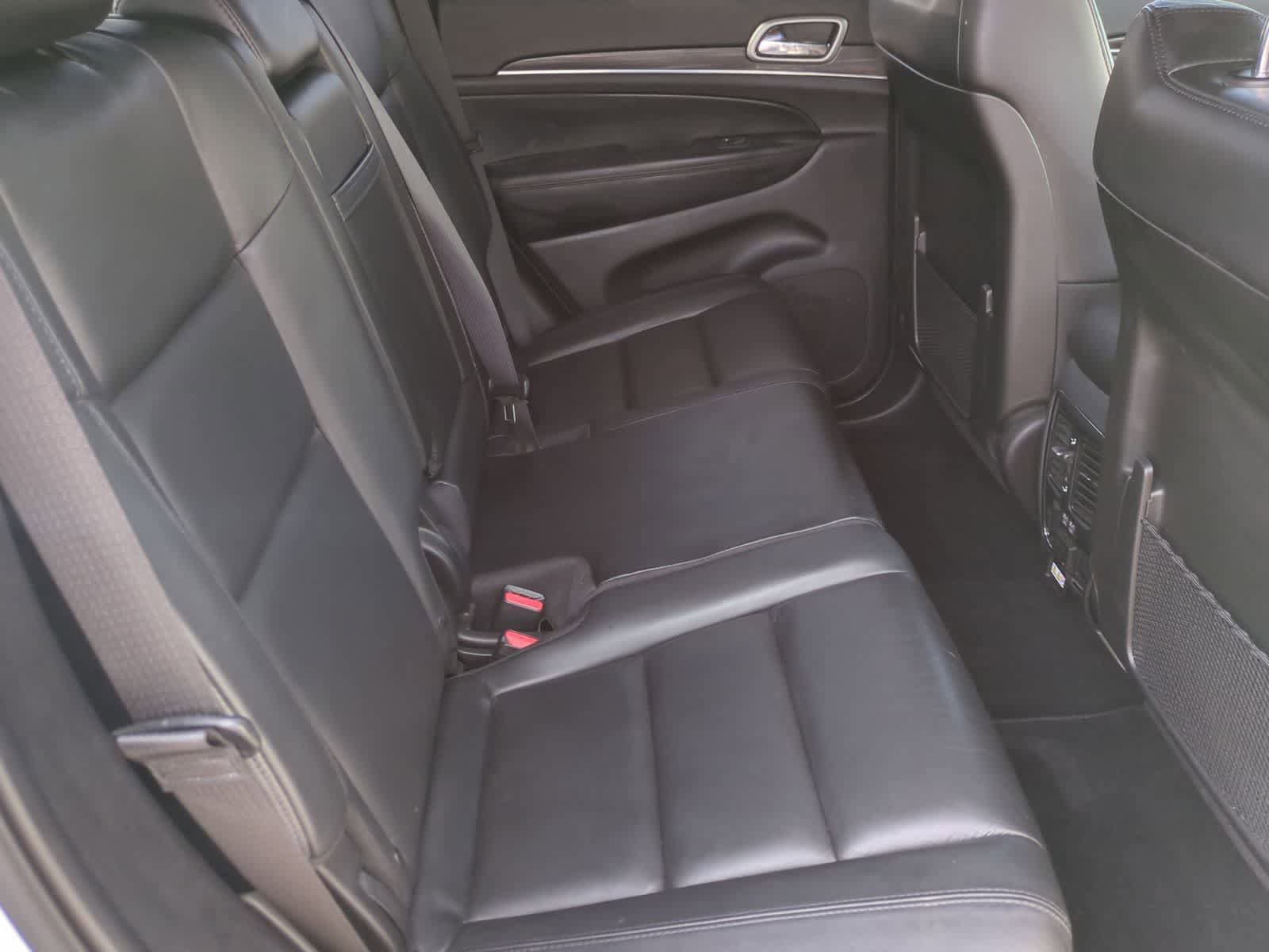 Used 2019 Jeep Grand Cherokee Limited AWD/4WD image 20
