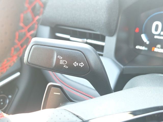 Used 2025 Ford Explorer ST image 43